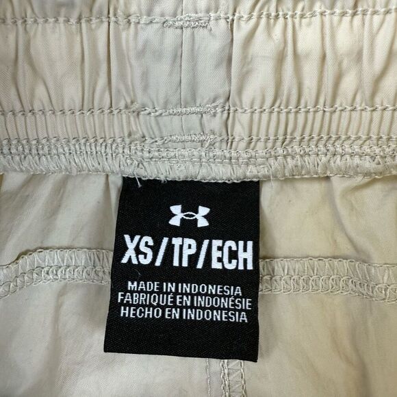 Under Armour Women's size XS White High Waisted Athletic Mini Shorts Running - Picture 7 of 10